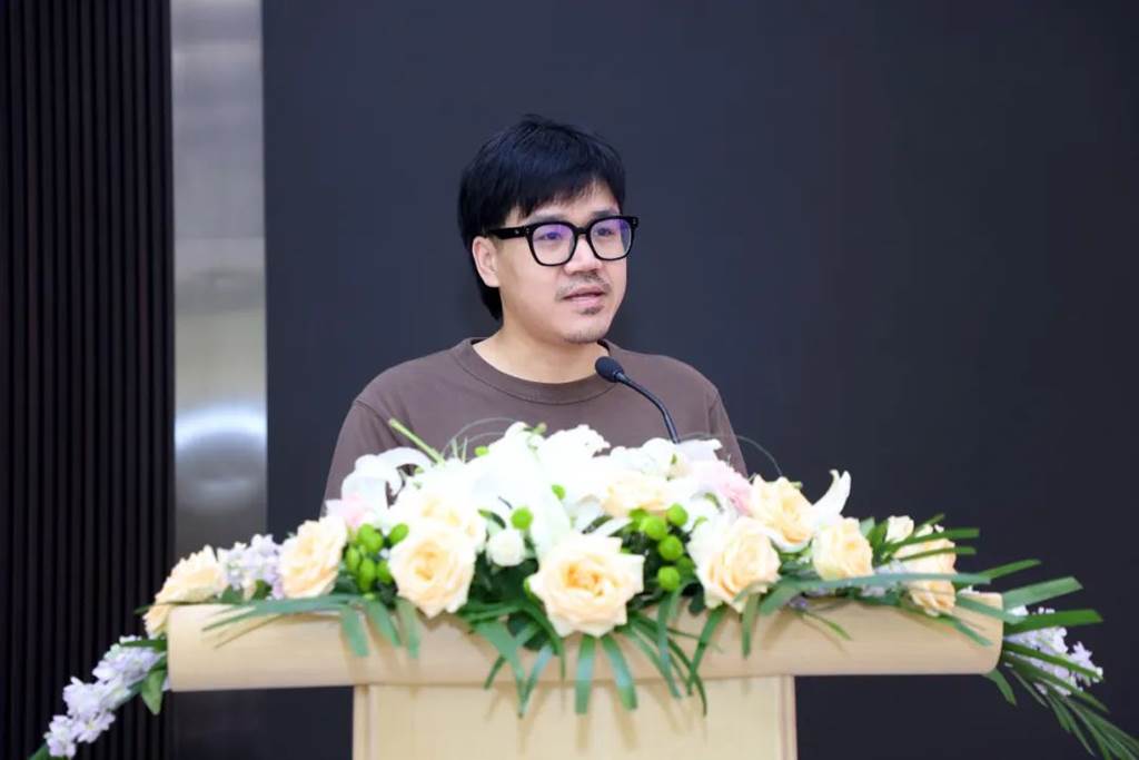 说明: 图片 说明: 图片